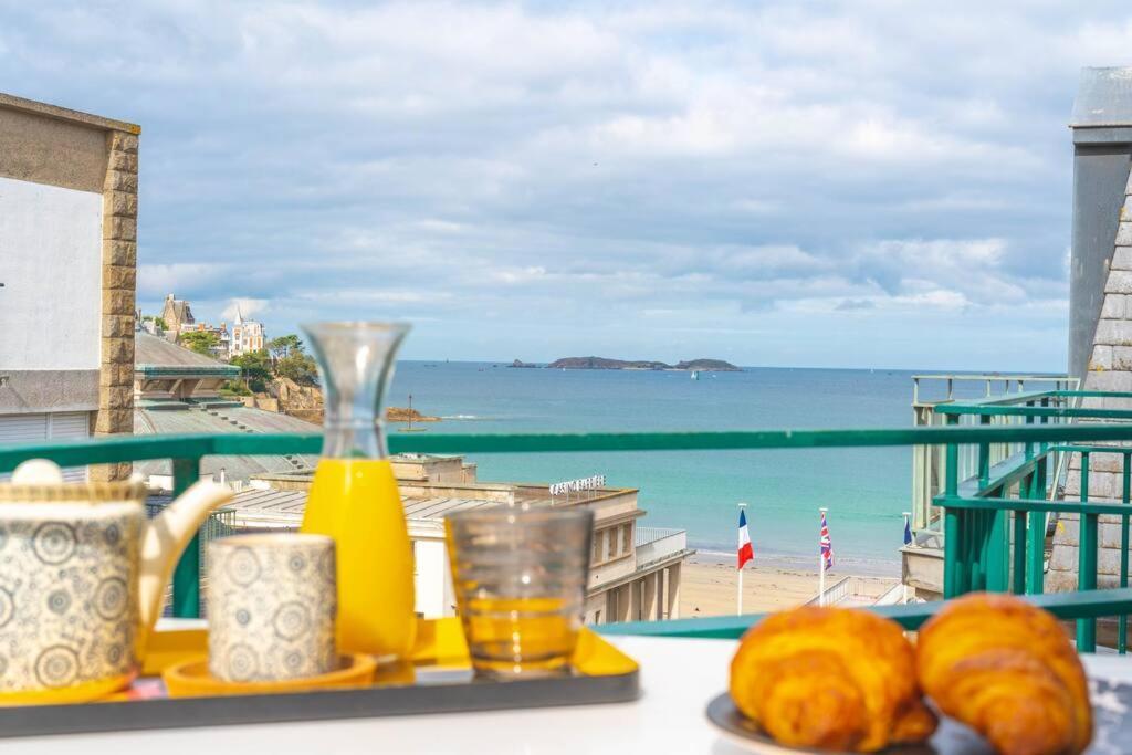 Studio Vue Mer En Centre-Ville Dinard Exterior photo